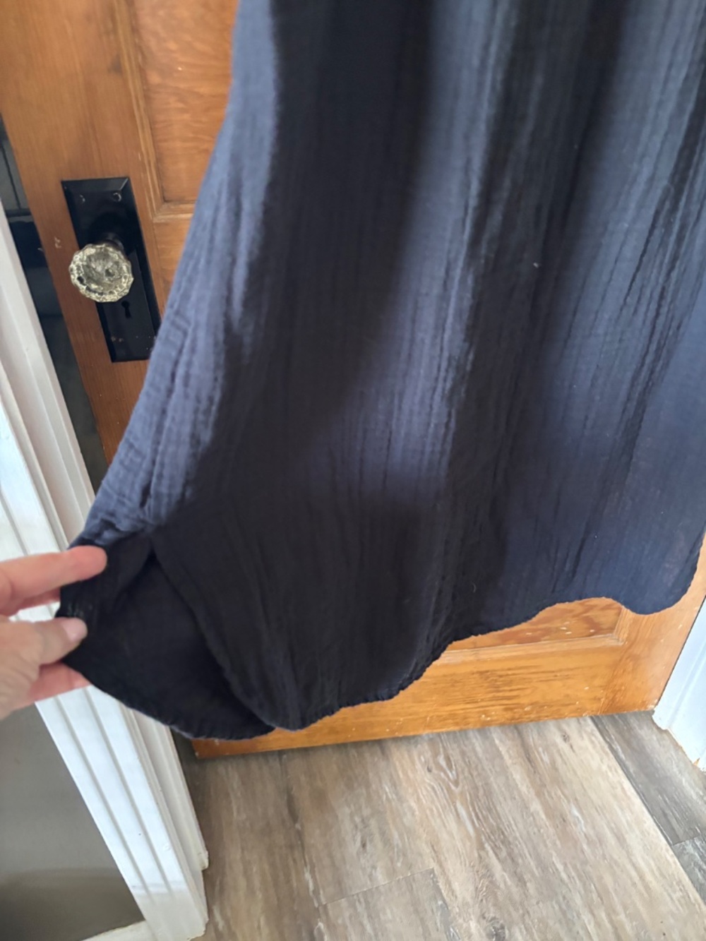 WOMENS BLACK MAXI GAUZY DRESS - Picture 4 of 8